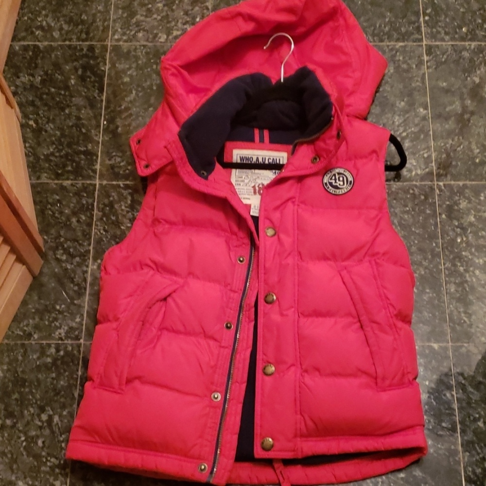 Who A. U CALI PUFFER VEST